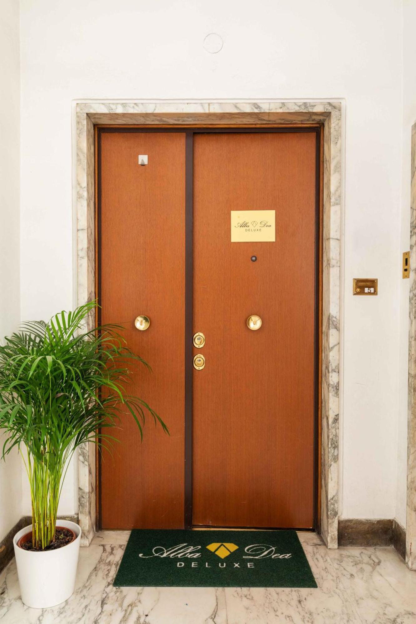 Albadea Deluxe Hotell Rom Exteriör bild