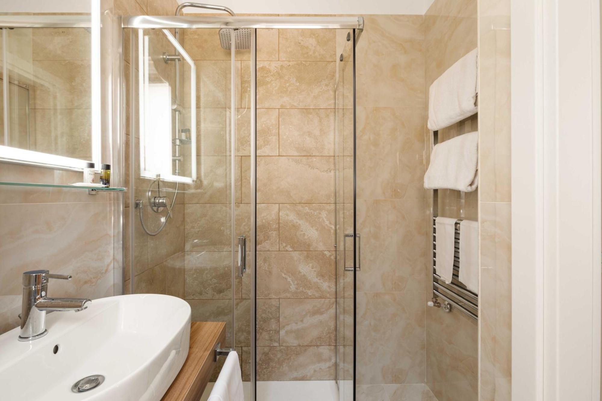 Albadea Deluxe Hotell Rom Exteriör bild