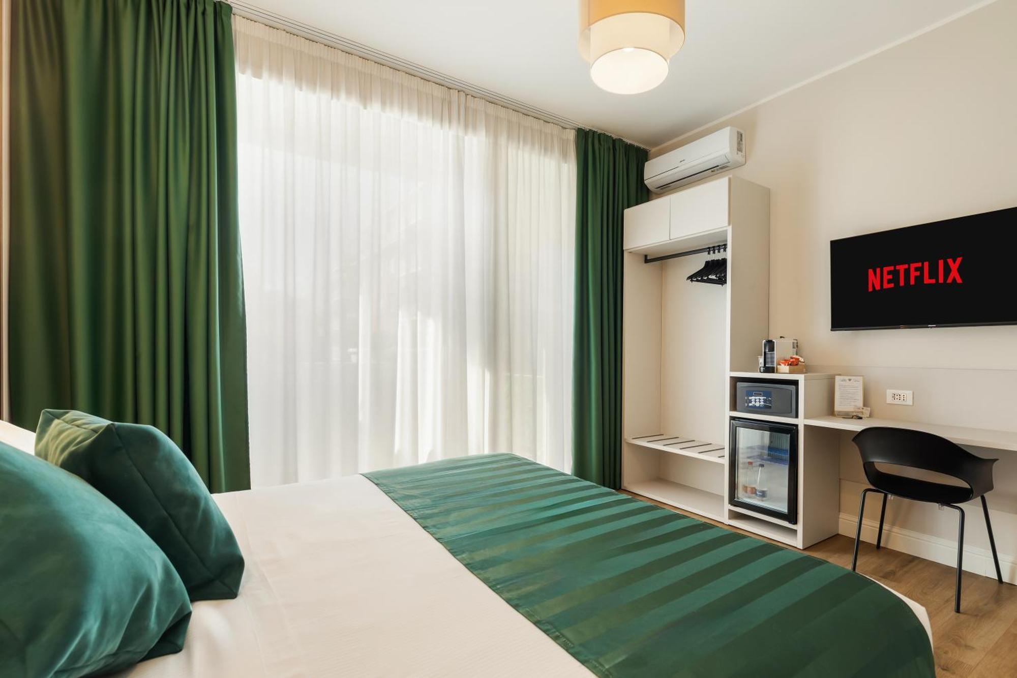 Albadea Deluxe Hotell Rom Exteriör bild